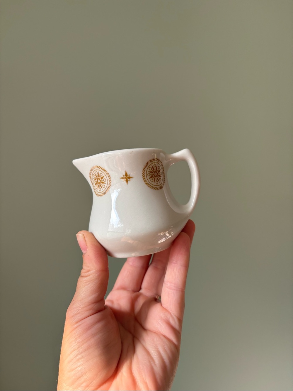 Vintage Shenango China mini individual  creamer ✨